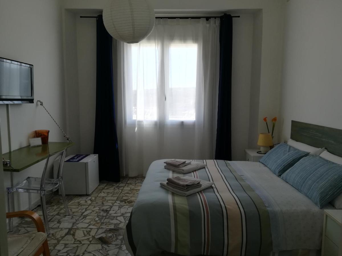 مبيت وإفطار ستينتينو Domo Sul Porto المظهر الخارجي الصورة
